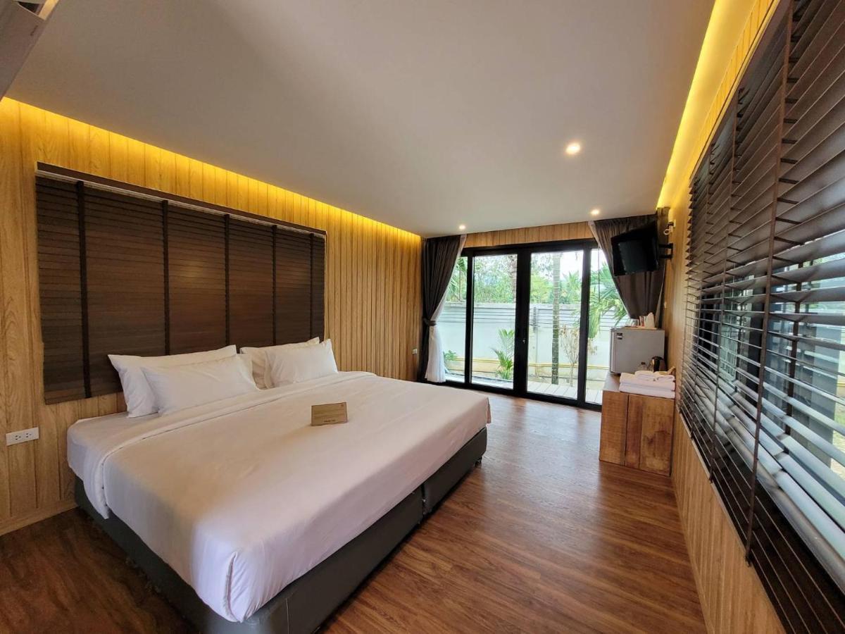 Hotel Sunnyvale Ranong 2 Esterno foto